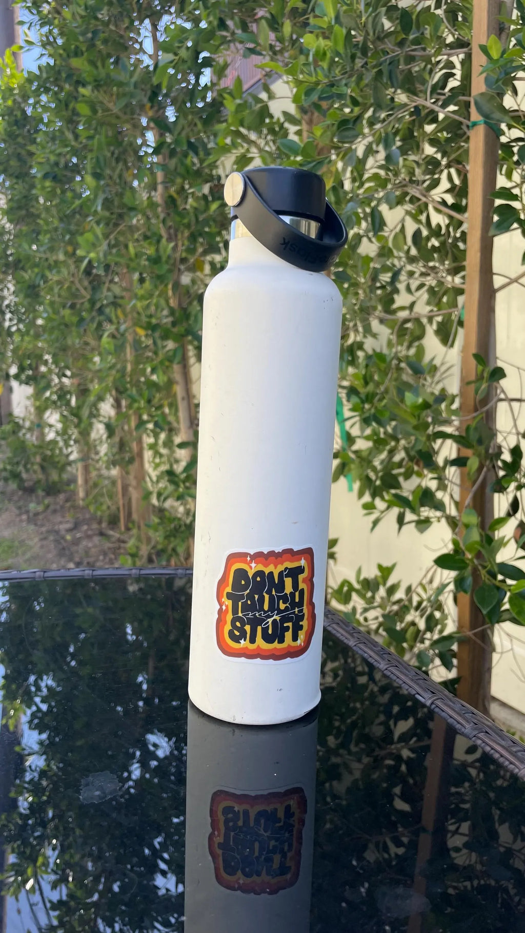 Don't Touch My Stuff – Retro Sticker
